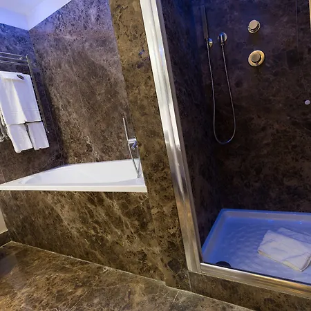 Ξενοδοχείο Quintocanto & 4*