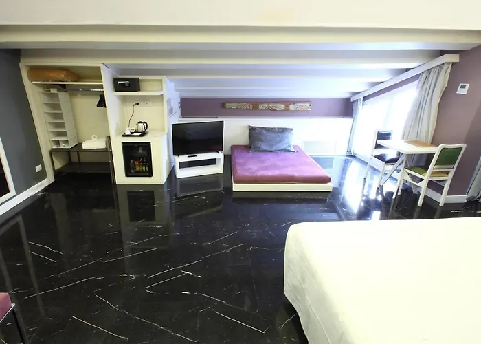 ホテル クイントカント ホテル&スパ パレルモ